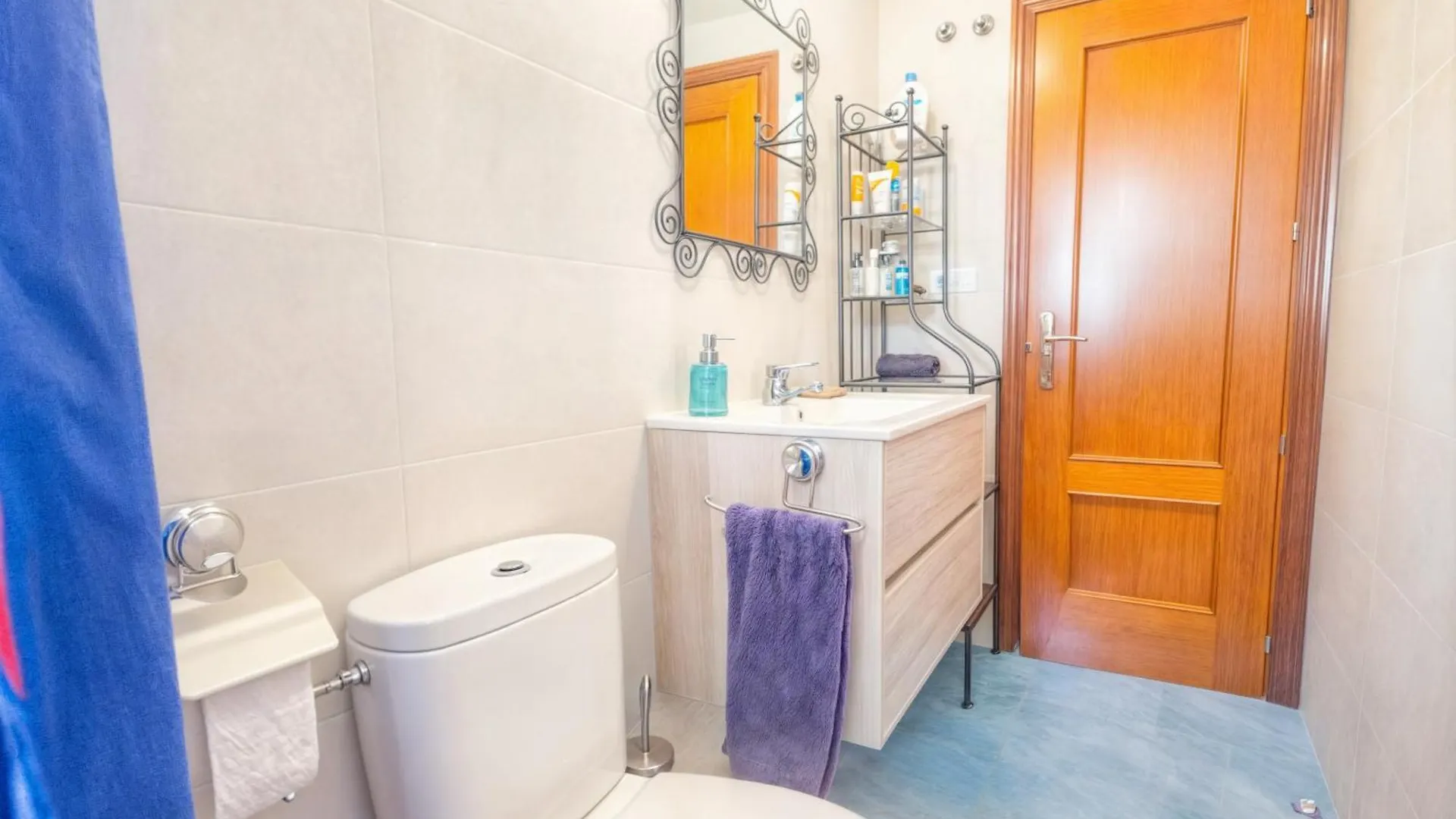 Apartment Central Park-Coastal Refuge By The Beach Estepona Spain
