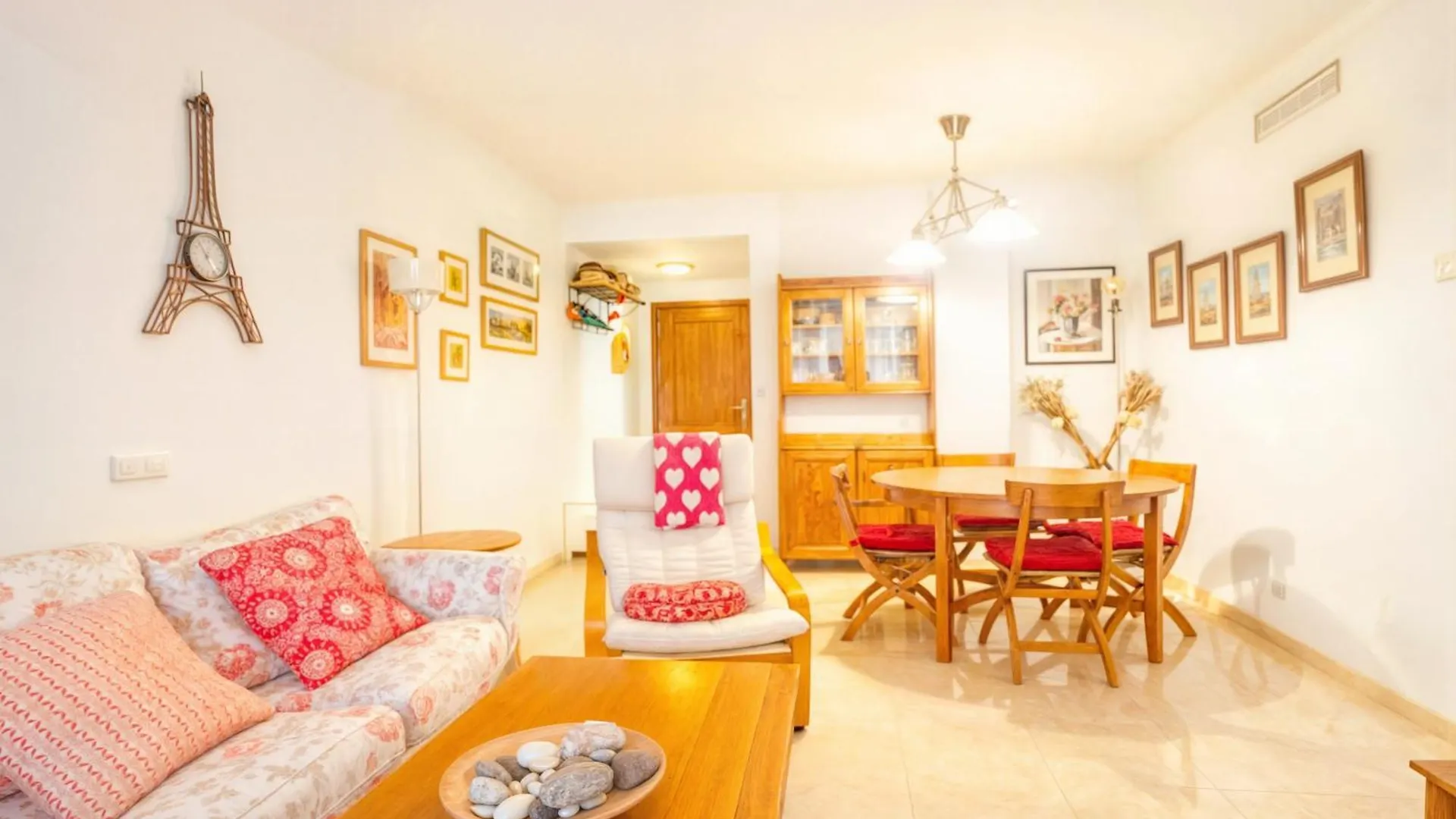 Central Park-Coastal Refuge By The Beach Estepona Apartment